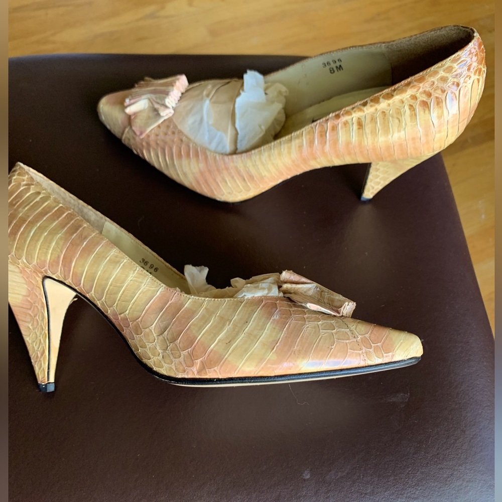 J.Renee snakeskin heels, Size 8